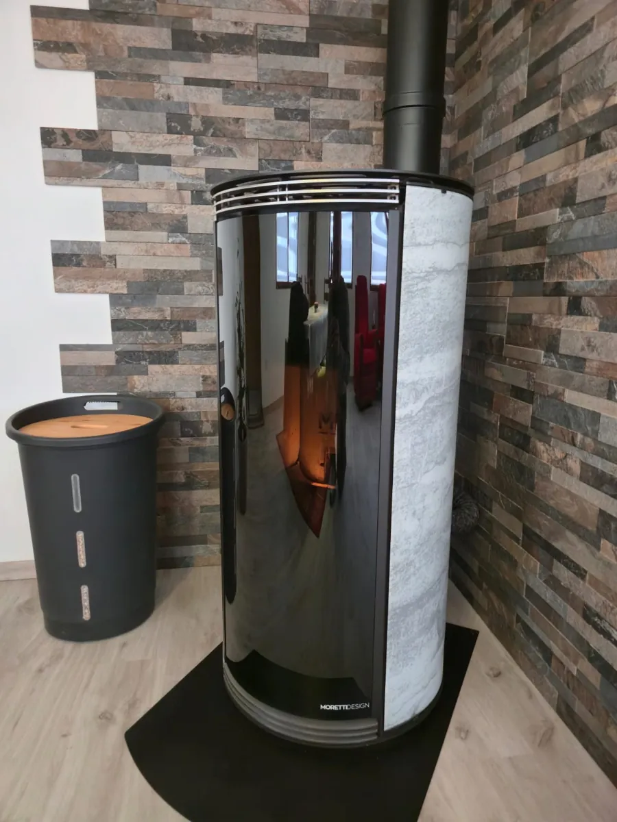 Poele a bois Moretti Design Globe Glass 9kW & Conduit Concentrique – Dorlisheim Installation poele a granules Moretti Design Globe Glass Relax 9kW avec conduit concentrique a Dorlisheim