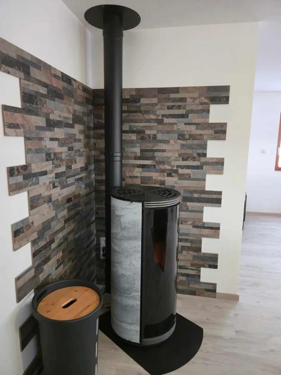Poele a bois Moretti Design Globe Glass 9kW & Conduit Concentrique – Dorlisheim3 Installation poele a granules Moretti Design Globe Glass Relax 9kW avec conduit concentrique a Dorlisheim